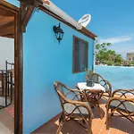 Old Town Roloi House